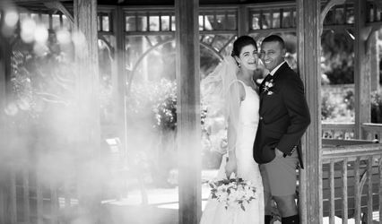 Two & Quarter Photography Ltd