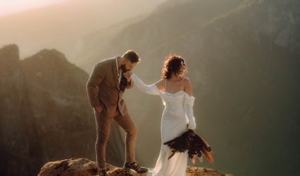 Imagery by Carissa Dugoni