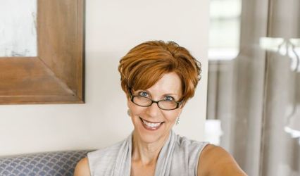 Annemarie Juhlian, Seattle Wedding Officiant & Minister