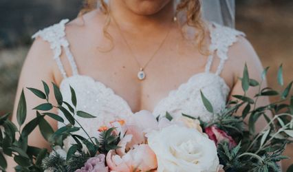 Manideco Wedding Planning and Styling