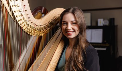 Emily Duncan - Harpist