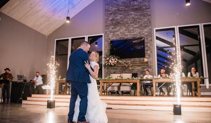 Complete Weddings + Events Kansas City