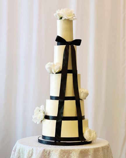 Veeyon Cakes