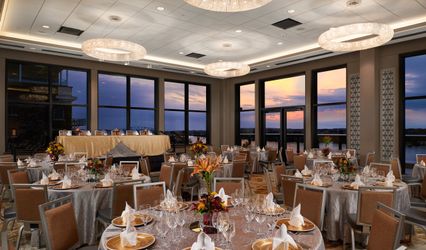The Merrill Hotel, Muscatine, A Tribute Portfolio Hotel