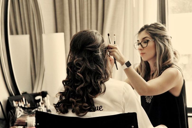 Carolina Takahashi Makeup Artist