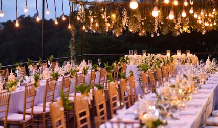 Weddings in April
