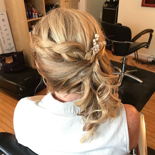 Twisted Sister Salon Beauty Health Roxbury Ny Weddingwire