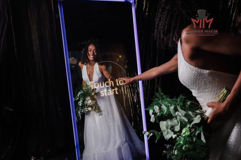 Mirror Magik Photo Booths