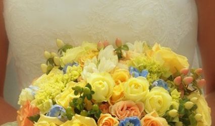 Sunshine Flowers Wedding & Event Design