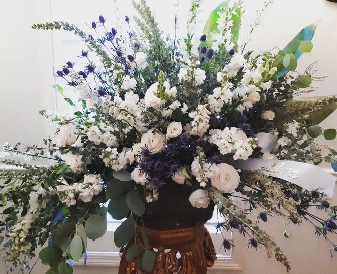 Floral Designs by Li Rog