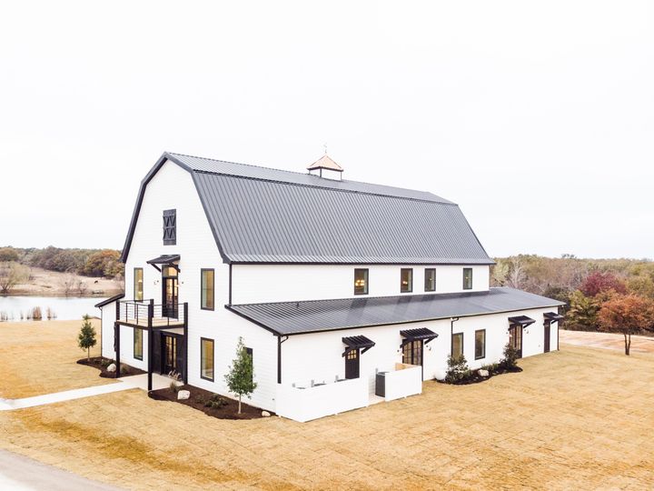 The Barn at Paradise Plantation