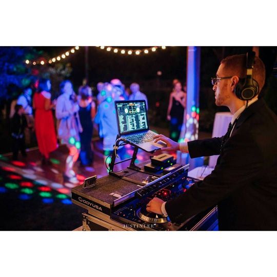 Trone Productions