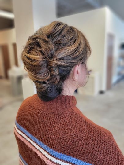 Belle Aventure Salon