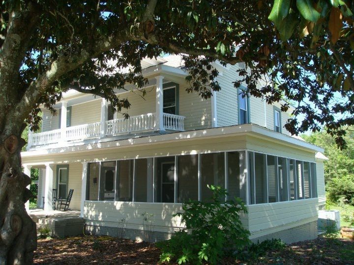 Magnolia House and Gardens