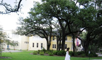 Lynn Meadows Discovery Center