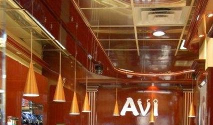 Avi & Co