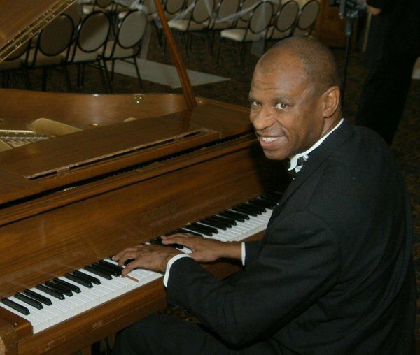 Terry Marshall-Pianist