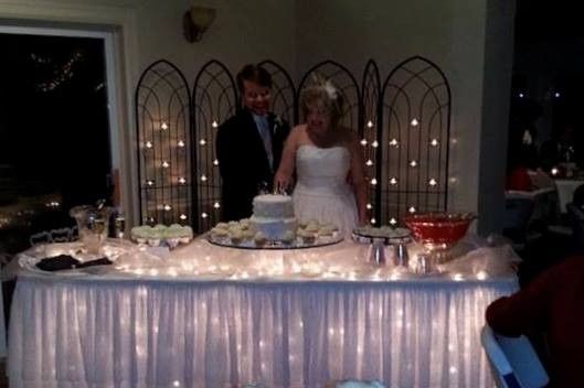 Cakes And Crafts By Linda Wedding Cake Independence Mo Weddingwire