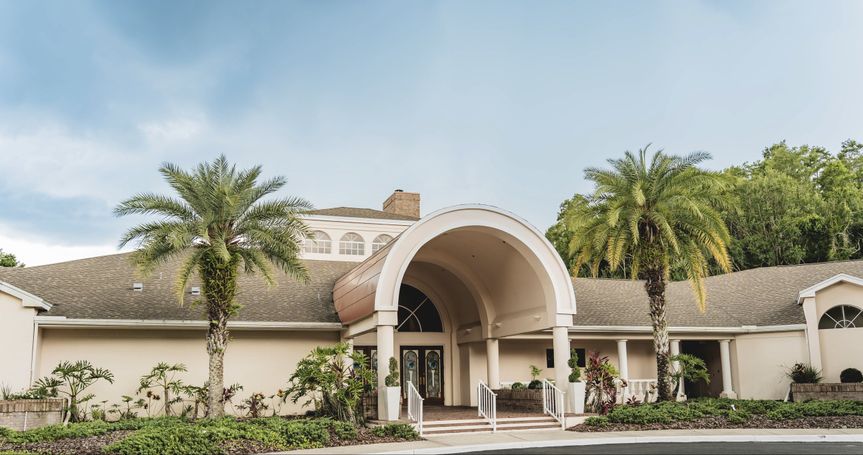 Crescent Oaks Country Club
