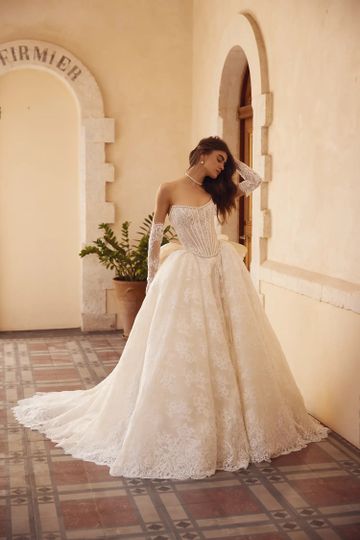 Paváne Couture Bridal