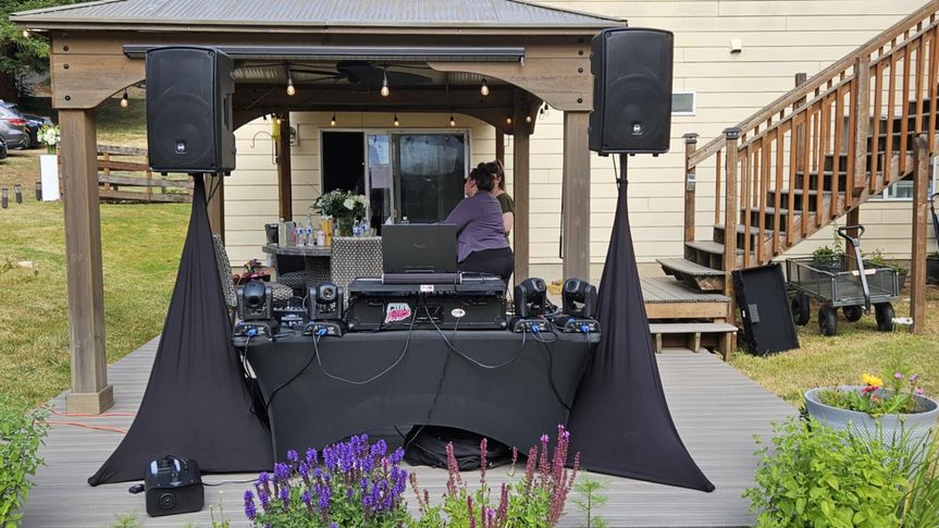 DJ Rowhas