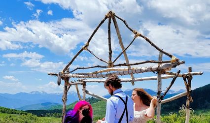 A Celtic Handfasting & Wedding Officiant