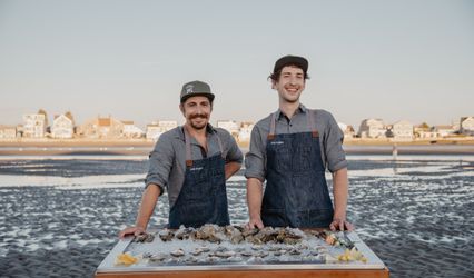 Jolie Rogers Raw Bar