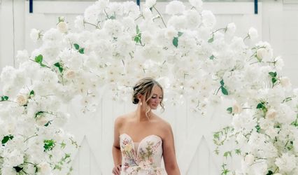 Lily Ever After: Floral Arch Rentals