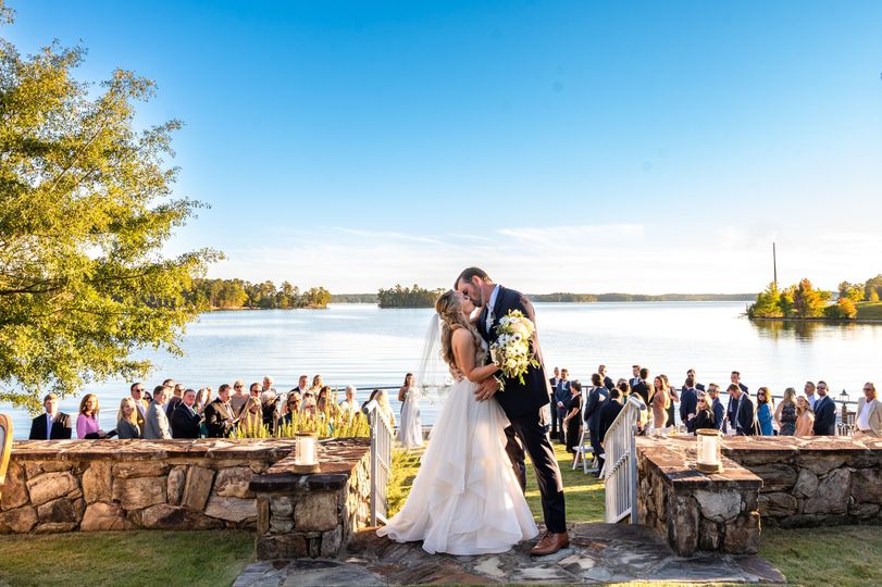 Russell Lands On Lake Martin