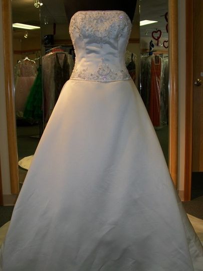 Labelle Bridals Dress Attire Bear De Weddingwire