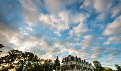 Grand Isle Lake House