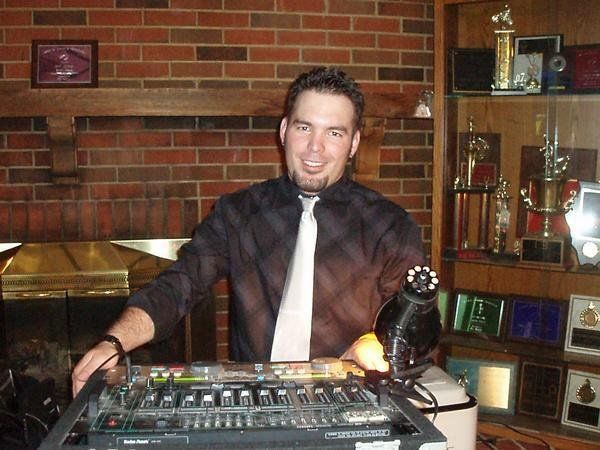 ♫ ♪ Mikey B Entertainment ♪♫