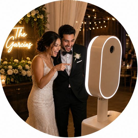 Golden Booth Photo Booth wausau