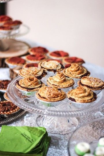Uncle Willie's Pies