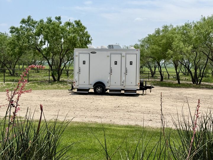A Royal Flush Luxury Restroom Rentals