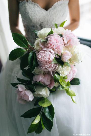 Artistic Blossoms Floral Design Studio