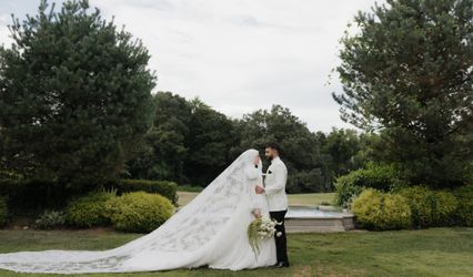 Carolyn Creates Wedding Florals and Event Design