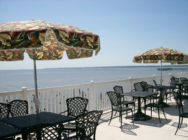 Riverboat on the Potomac