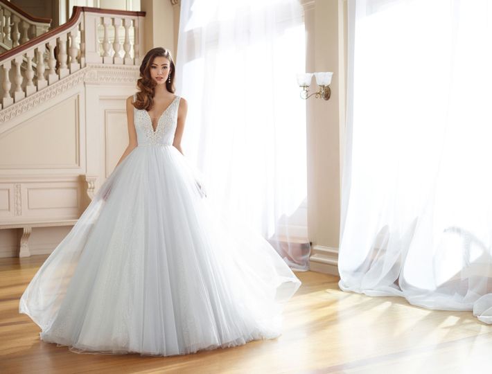 layahs bridal boutique