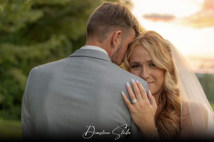 Drawlines Studio LLC