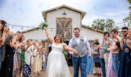 White Oaks Wedding & Event Center