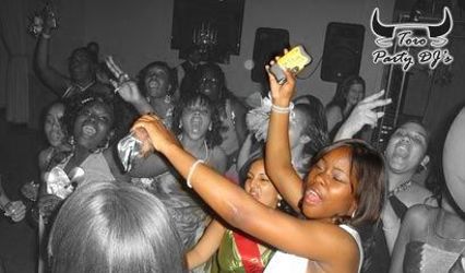 Toro Party DJs
