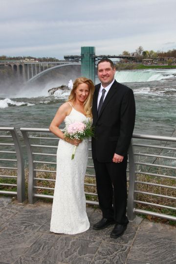 Niagara Falls Chapel Officiant Niagara Falls Ny Weddingwire