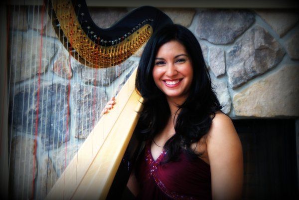 Harpist Lizary Rodriguez