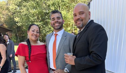 Isla Vows LLC