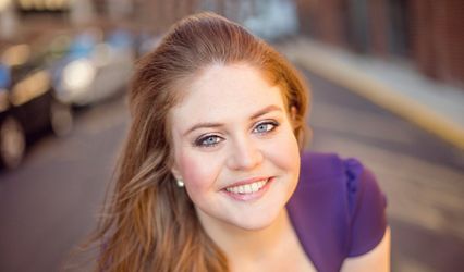 Soprano Kelley Hollis