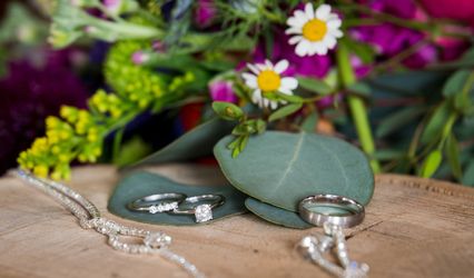 Petal + Pine Events