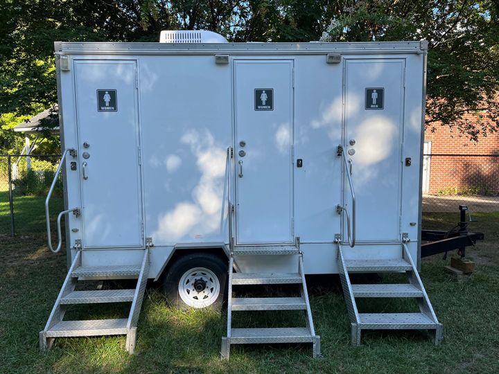 Privy Executive Restrooms and Event Rentals