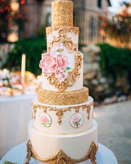 Cake-aholics Bakery