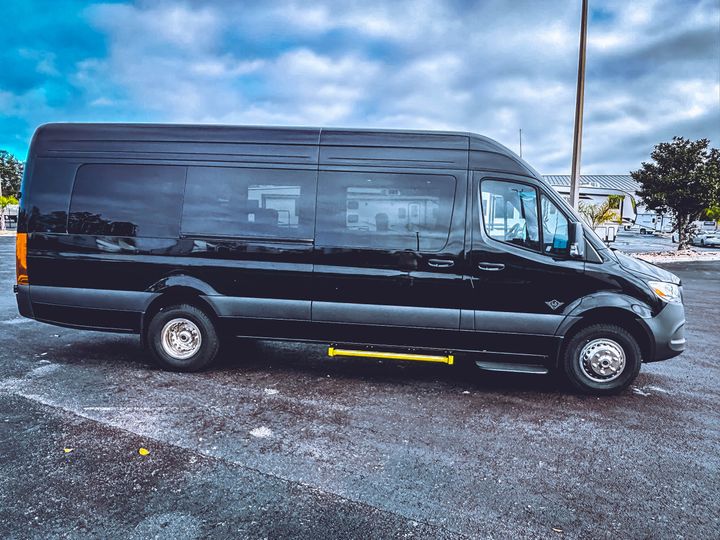 Unique Corporate Limos